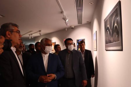 هم‌زمان با روز جهانی موزه‌ها و هفته میراث‌فرهنگی:نمایشگاه آثار عکاسی اقلیم و میراث در مشهد افتتاح شد 