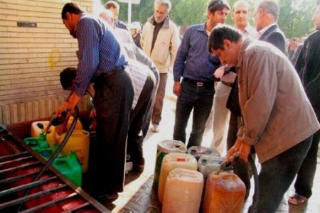 بیش از ۸۰۰ هزار لیتر نفت سفید در روستاهای غرب خراسان رضوی توزیع شد