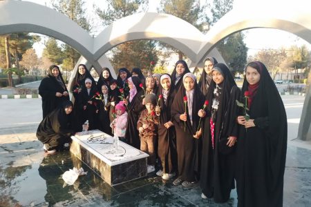 آیین عطر افشانی و غبار روبی مزار شهید گمنام در مشهد